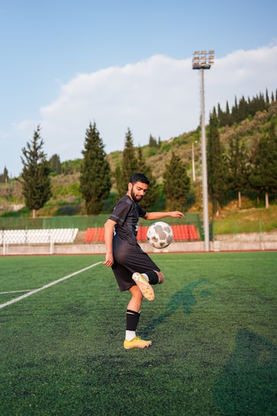 موعد مباراة برشلونة في نصف نهائي دوري أبطال أوروبا